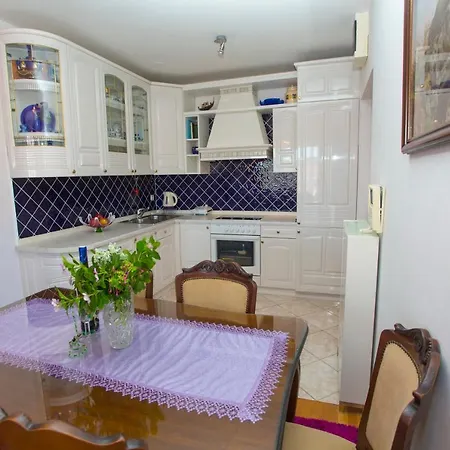 Ivan Centar * Makarska