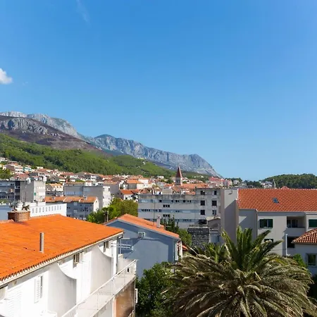 Ivan Centar Makarska